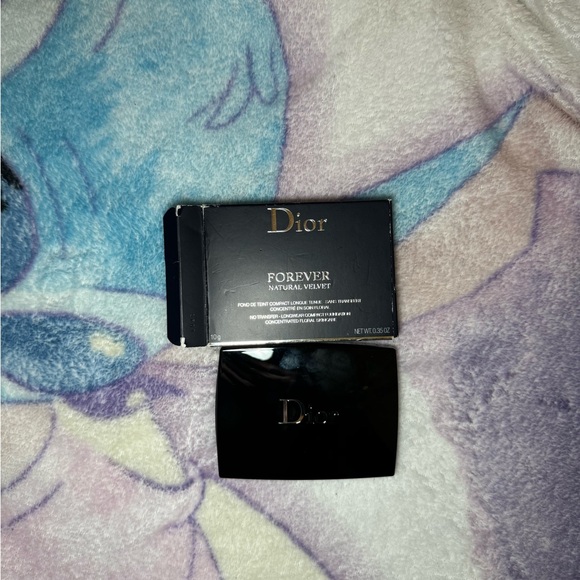 Dior Other - Dior powder foundation 2.5N